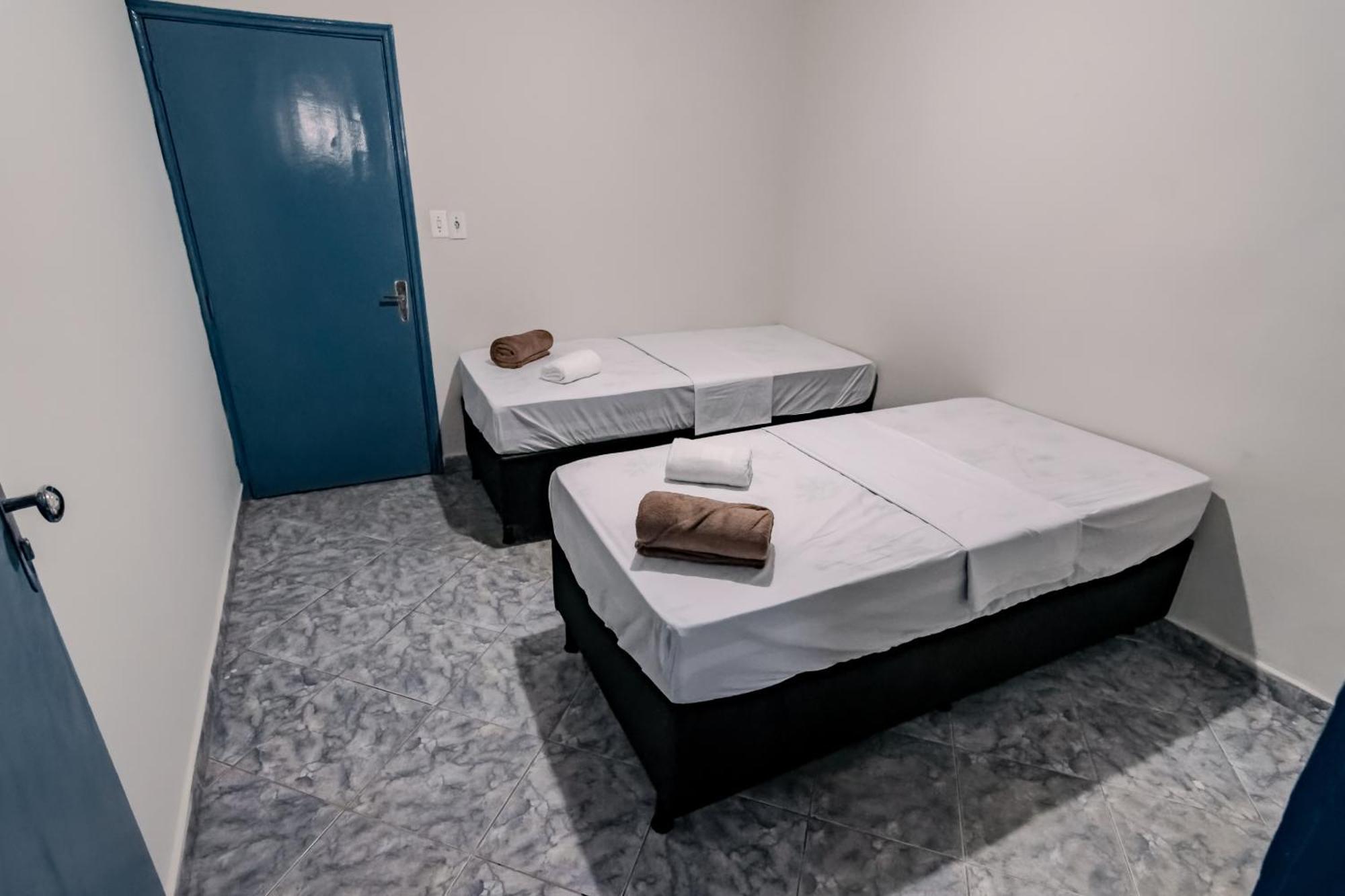 Pousada Roosevelt Quarto 04 - Pousada Central Prox Rodoviaria E Dist Industrial Hotel Uberlândia Kültér fotó