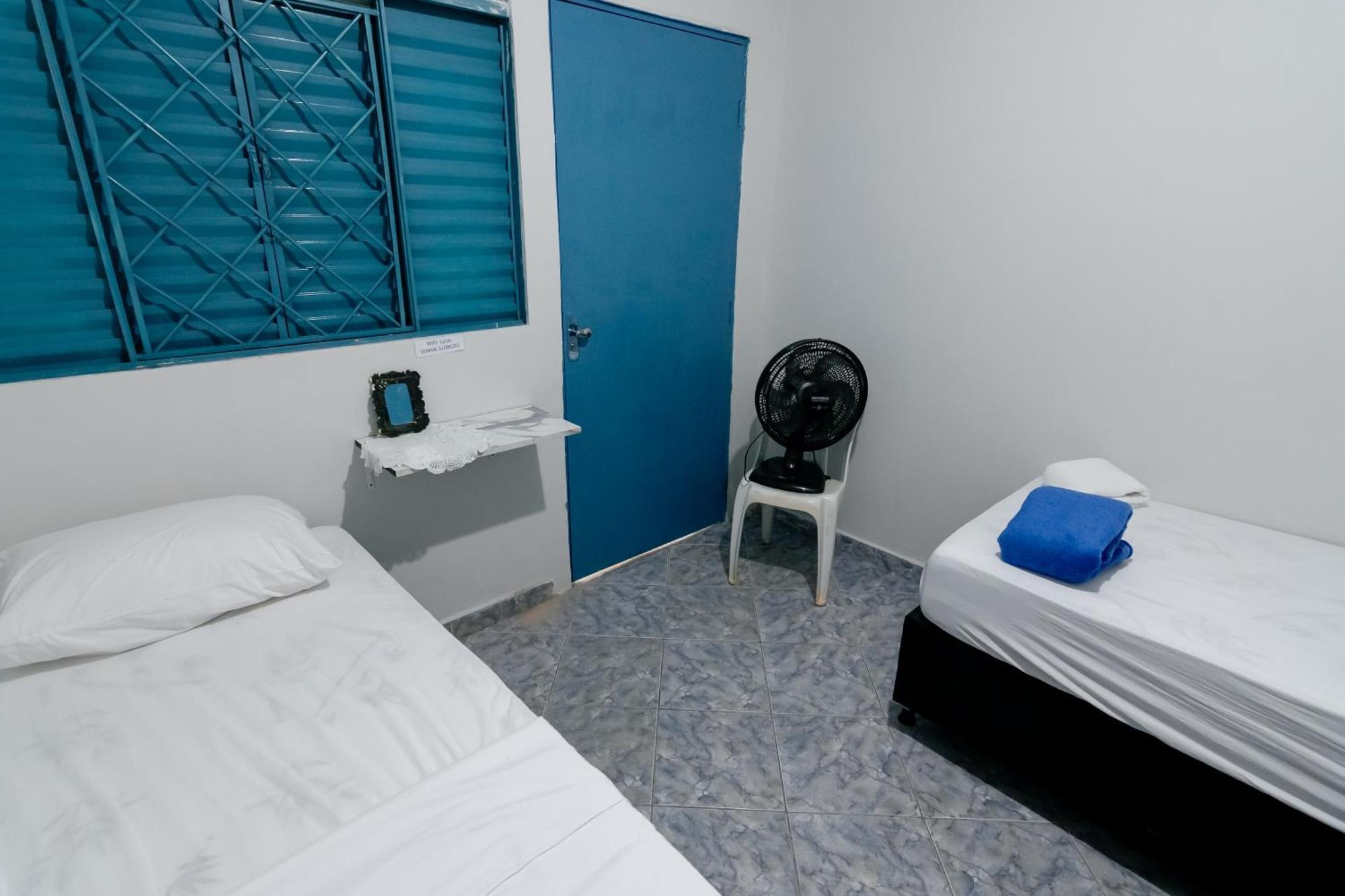 Pousada Roosevelt Quarto 04 - Pousada Central Prox Rodoviaria E Dist Industrial Hotel Uberlândia Kültér fotó